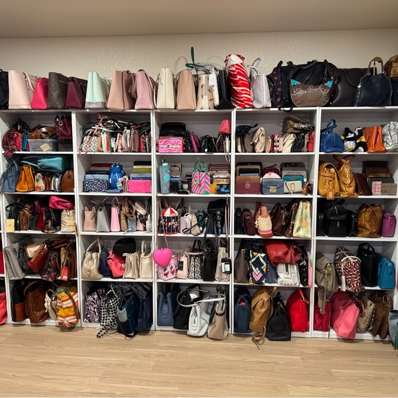 Nene’s Live Show Announcement - Like This Listing To Get Notified - Picture 3 of 17